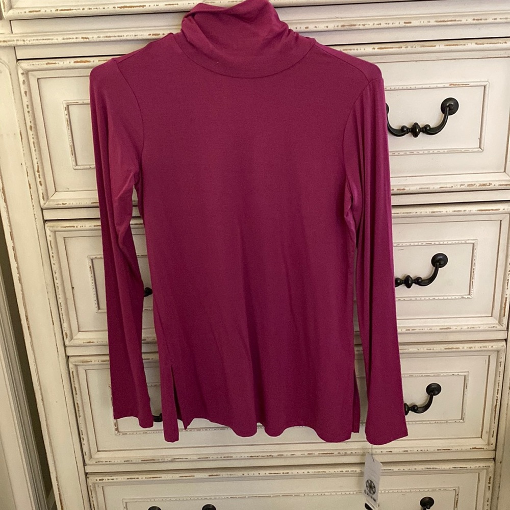 Gaiam Everyday Turtleneck in Boysenberry - XS